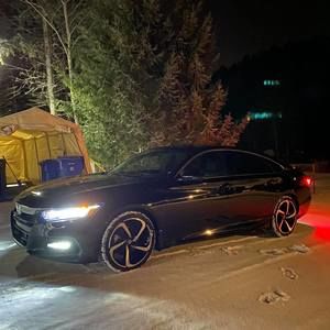 Meet your Posher, Jeremy